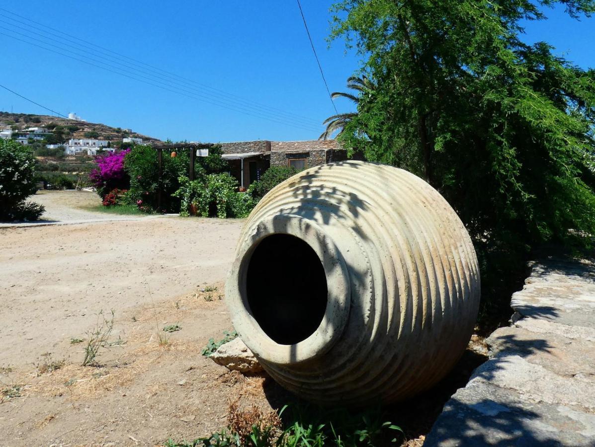 Aparthotel Το Κατἑ Artemonas Exterior foto